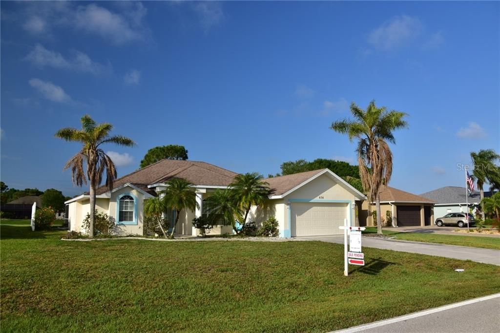 Recently Sold: $365,000 (3 beds, 3 baths, 2047 Square Feet)