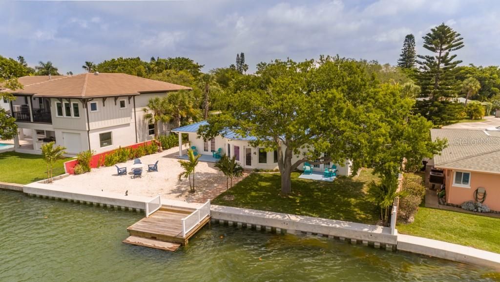 Recently Sold: $1,350,000 (3 beds, 3 baths, 2226 Square Feet)