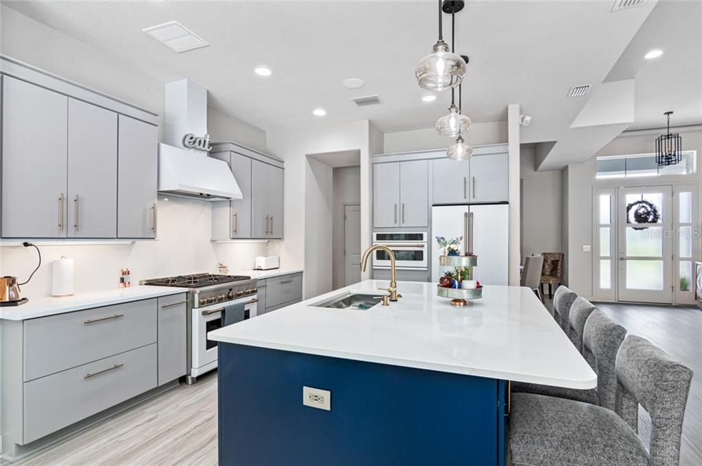 Open floor plan Kitchen