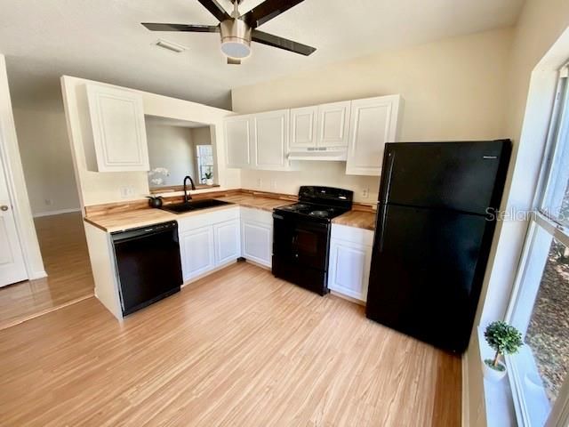 Recently Sold: $249,000 (3 beds, 2 baths, 1191 Square Feet)