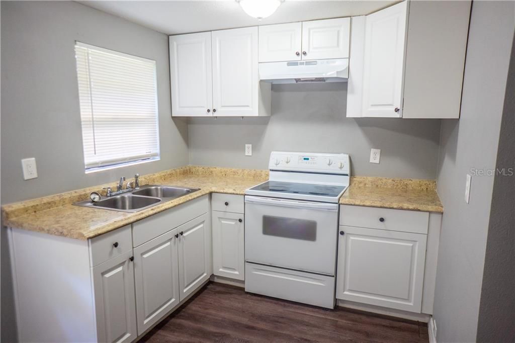 Recently Sold: $175,000 (3 beds, 1 baths, 972 Square Feet)