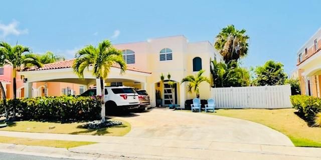 Recently Sold: $330,000 (4 beds, 3 baths, 2200 Square Feet)