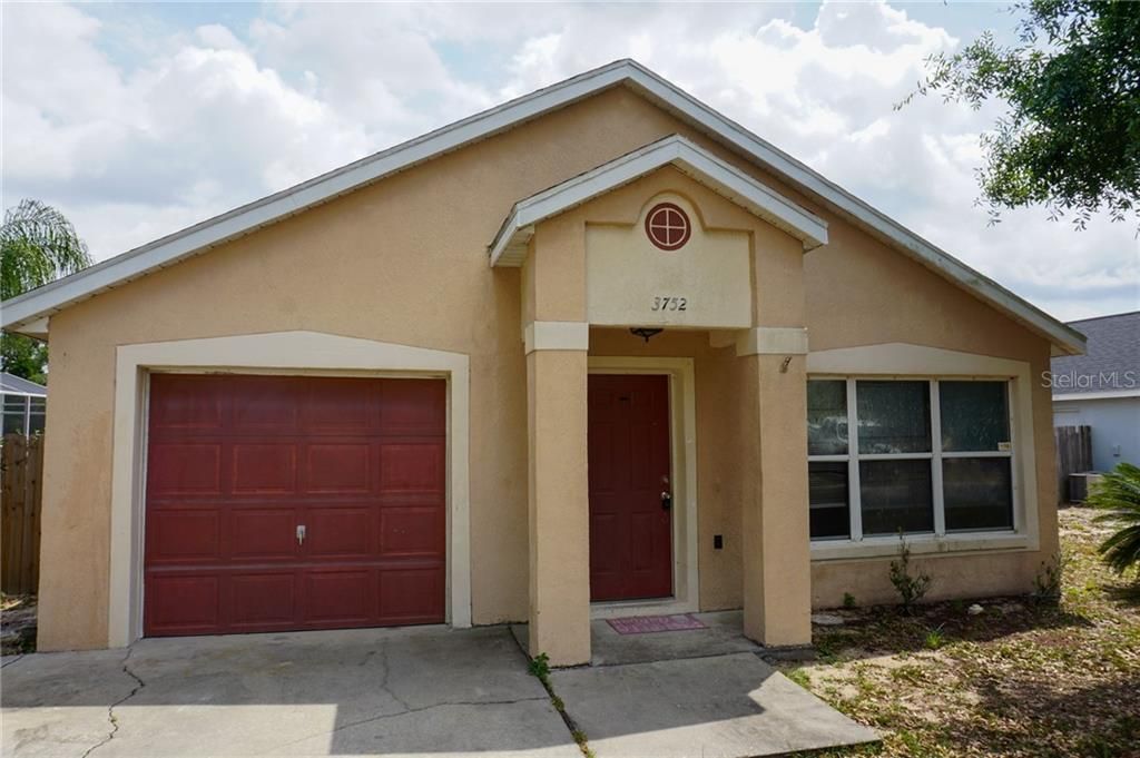 Recently Rented: $1,325 (3 beds, 2 baths, 1038 Square Feet)