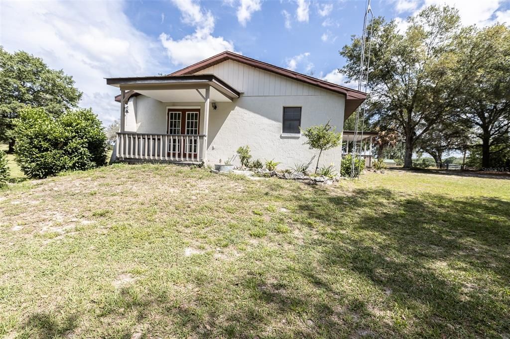 Recently Sold: $285,000 (2 beds, 2 baths, 1680 Square Feet)
