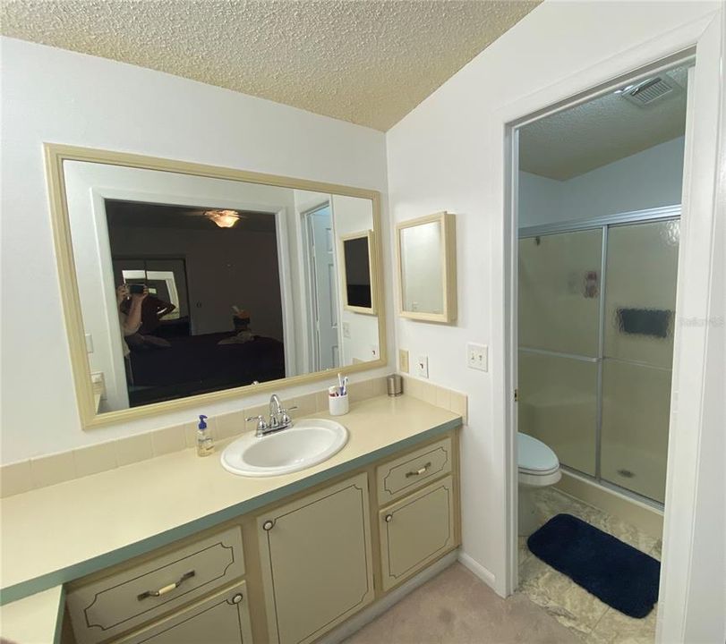 SEPARATE WATER CLOSET AND SHOWER IN MASTER BATH