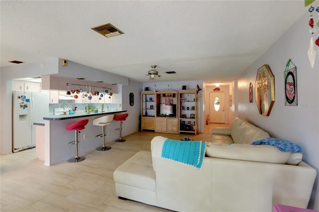 Recently Sold: $250,000 (3 beds, 2 baths, 1420 Square Feet)