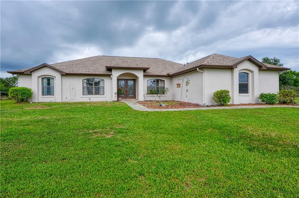 Recently Sold: $465,000 (3 beds, 2 baths, 2247 Square Feet)