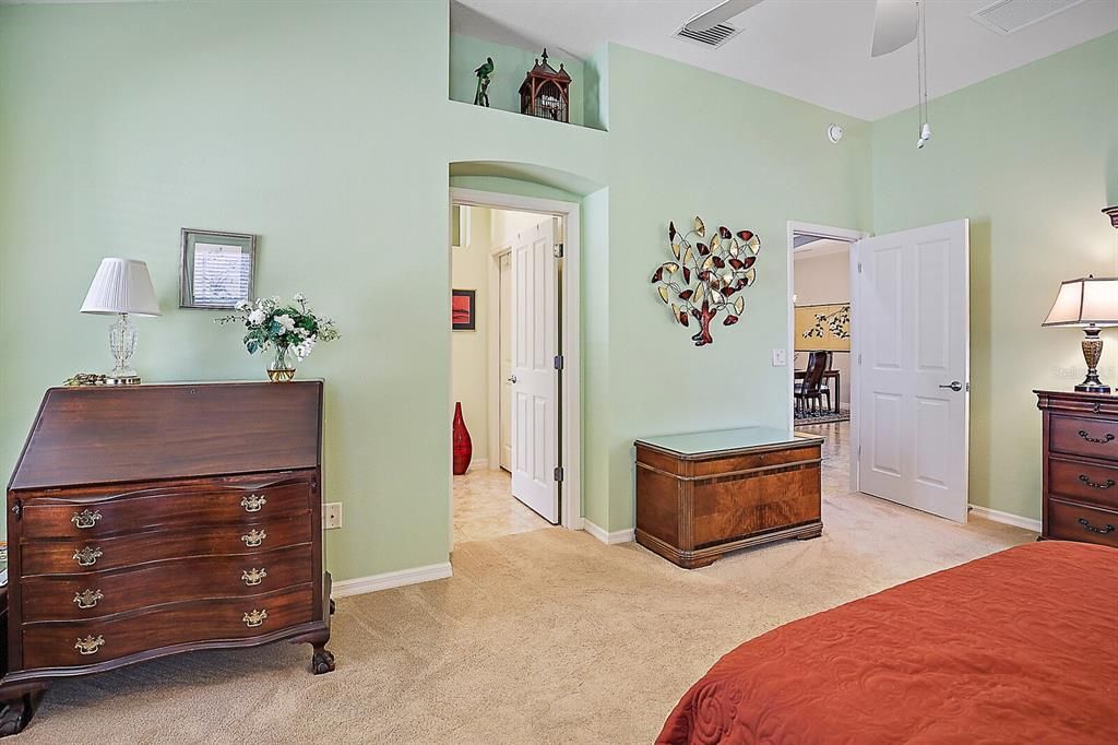 Vendido Recientemente: $549,900 (3 camas, 2 baños, 2012 Pies cuadrados)