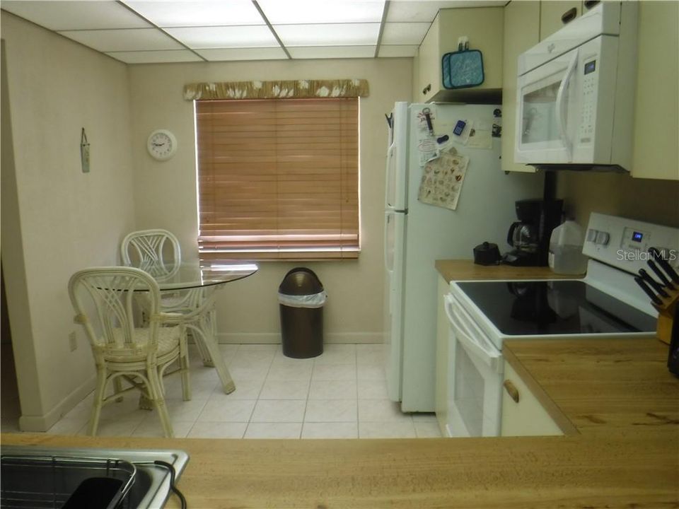 Recently Rented: $2,500 (2 beds, 2 baths, 1225 Square Feet)