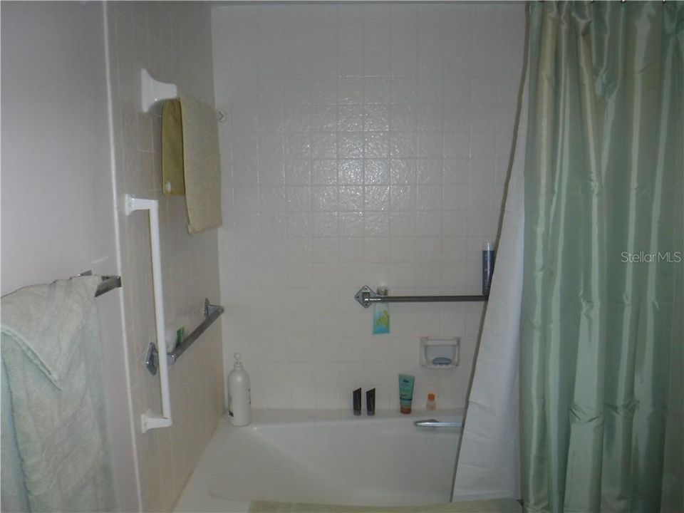 Недавно арендовано: $2,500 (2 спален, 2 ванн, 1225 Квадратных фут)