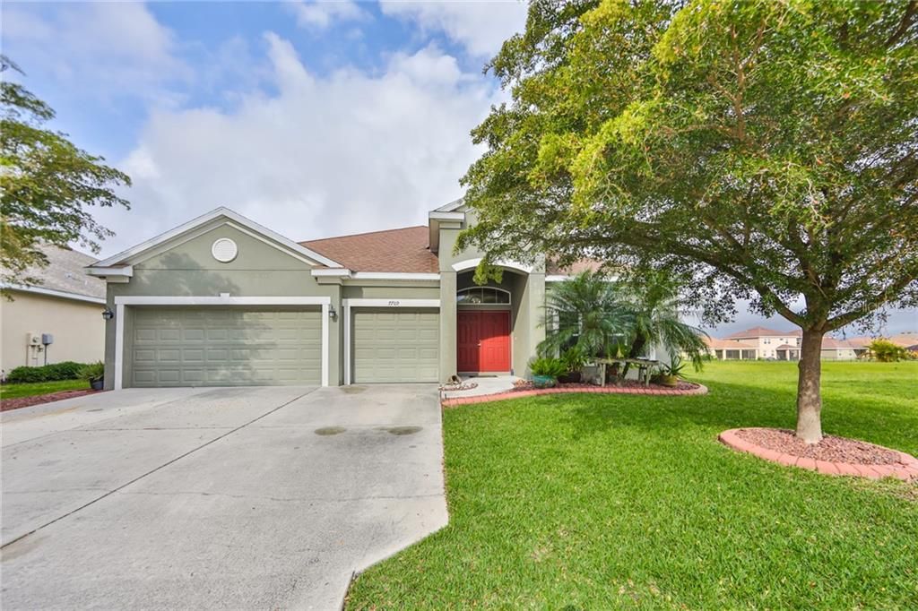 Recently Sold: $385,000 (4 beds, 3 baths, 2599 Square Feet)