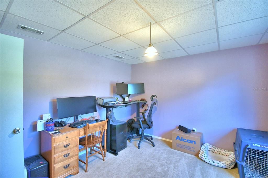 office/3rd bedroom