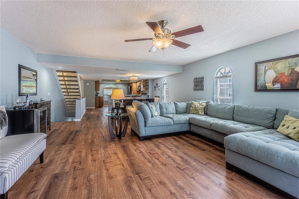 Recently Sold: $399,900 (3 beds, 3 baths, 1600 Square Feet)