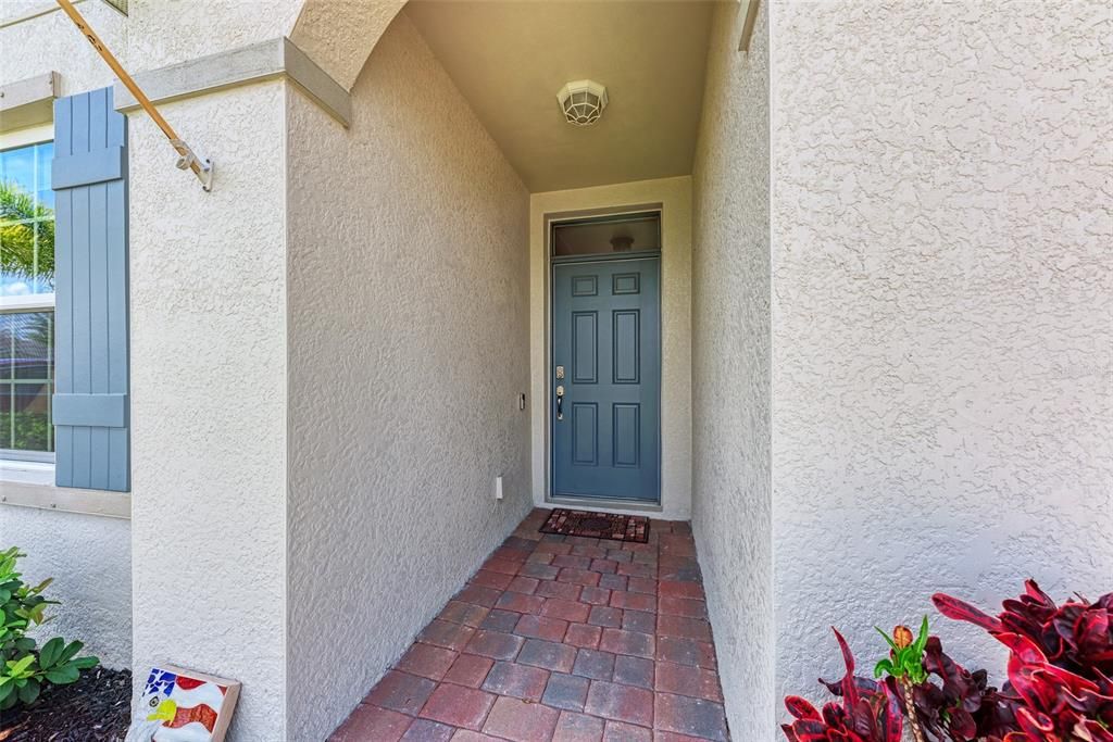 Recently Sold: $278,900 (3 beds, 2 baths, 1690 Square Feet)