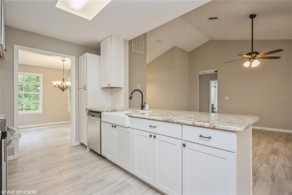 Recently Sold: $415,000 (3 beds, 2 baths, 1760 Square Feet)