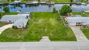 Vendido Recientemente: $165,000 (0.23 acres)