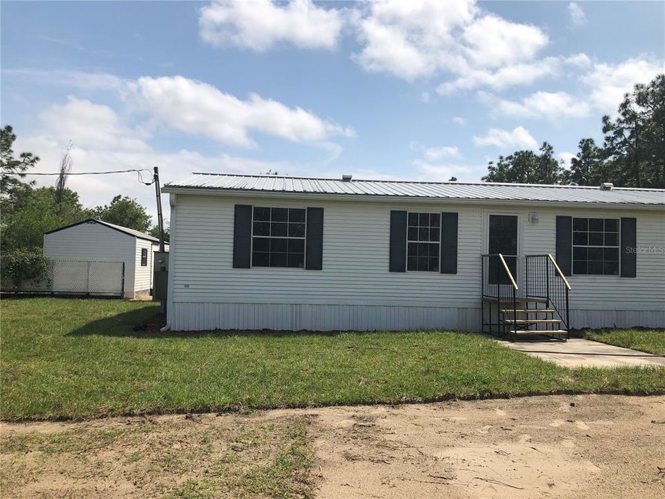 Recently Sold: $119,900 (3 beds, 2 baths, 1196 Square Feet)