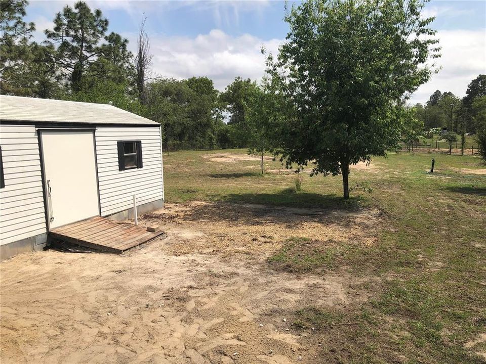 Recently Sold: $119,900 (3 beds, 2 baths, 1196 Square Feet)