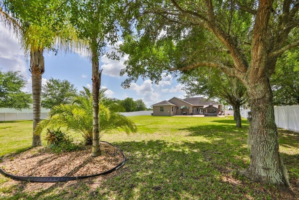 Recently Sold: $450,000 (4 beds, 3 baths, 3112 Square Feet)