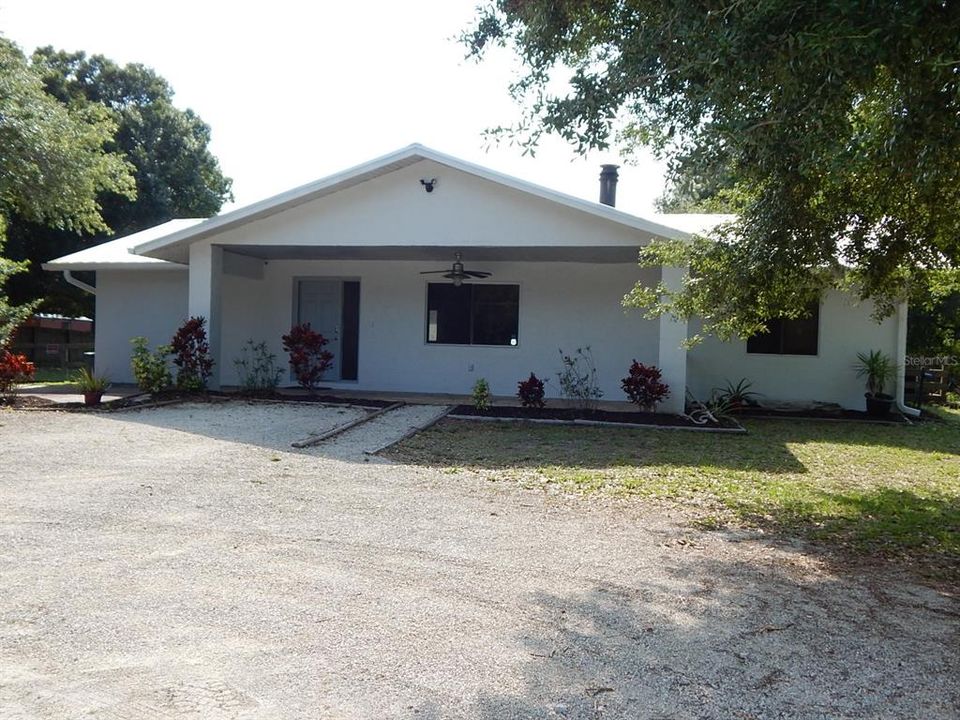 Recently Sold: $230,000 (3 beds, 1 baths, 1280 Square Feet)