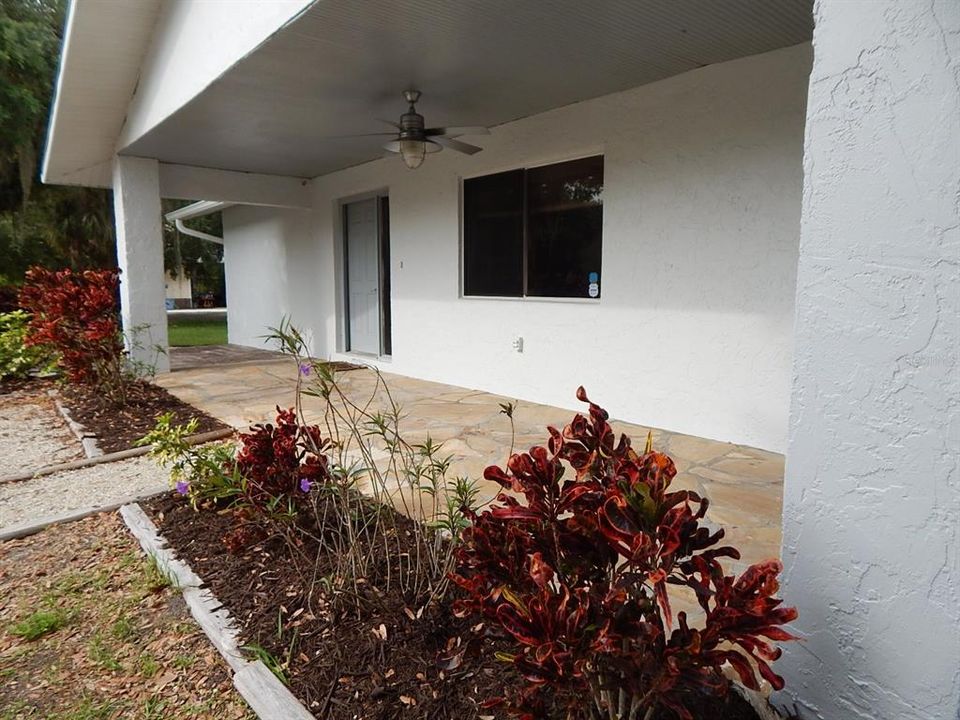 Vendido Recientemente: $230,000 (3 camas, 1 baños, 1280 Pies cuadrados)