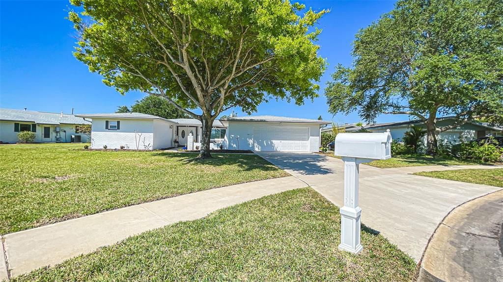 Recently Sold: $399,900 (4 beds, 2 baths, 2103 Square Feet)