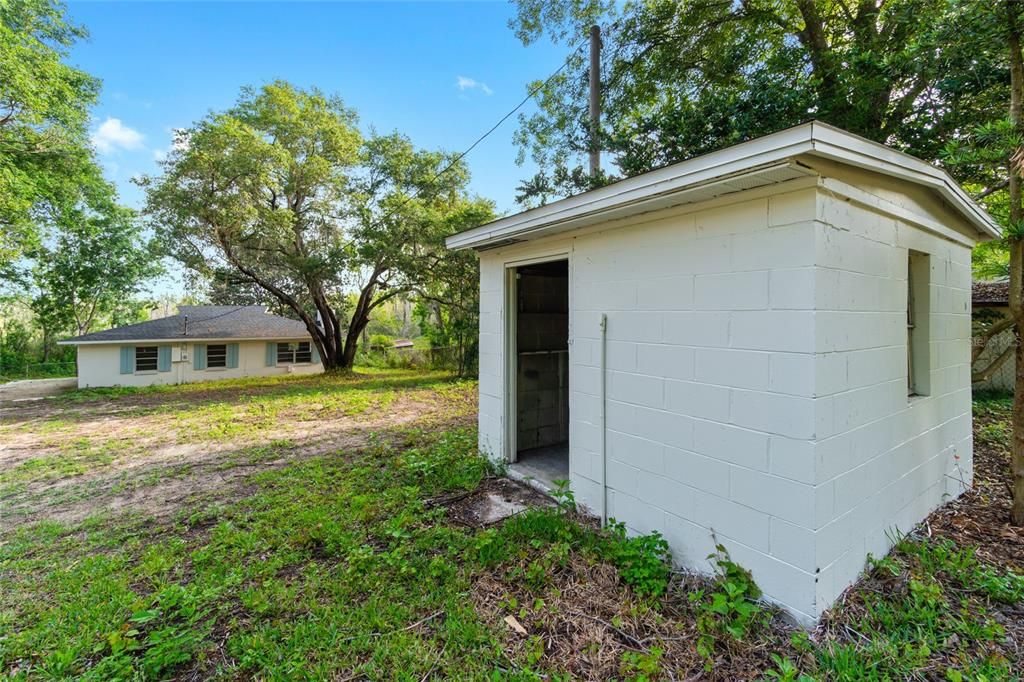 Recently Sold: $199,900 (2 beds, 1 baths, 1544 Square Feet)