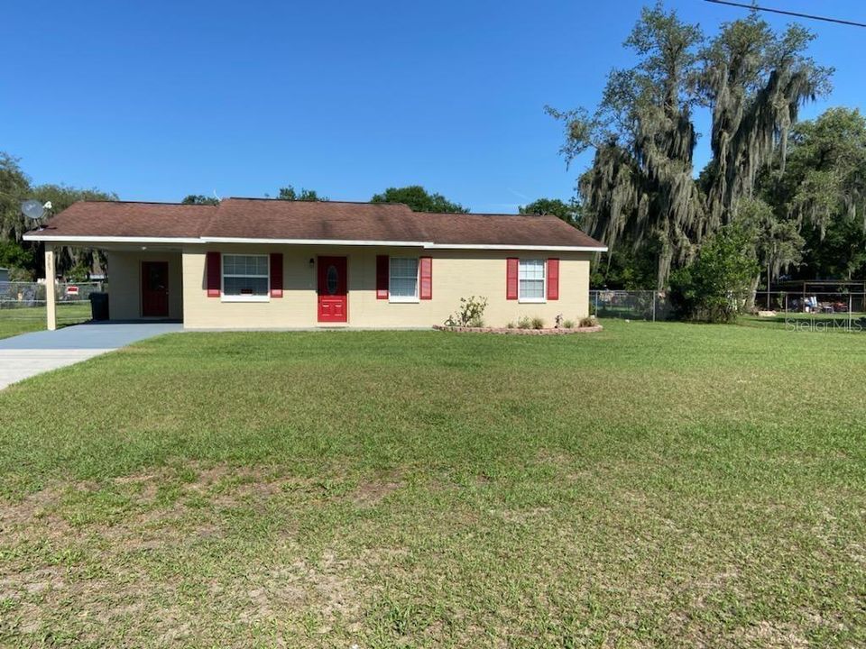 Recently Sold: $191,000 (3 beds, 2 baths, 1107 Square Feet)
