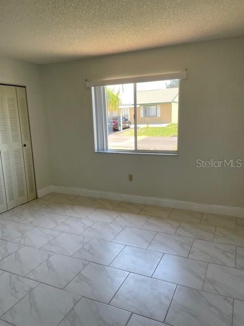 Recently Rented: $1,200 (2 beds, 2 baths, 1073 Square Feet)