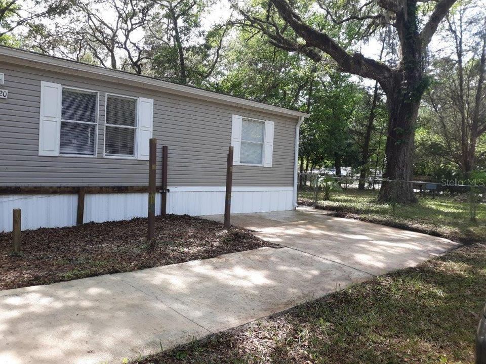 Recently Sold: $94,900 (3 beds, 2 baths, 1056 Square Feet)