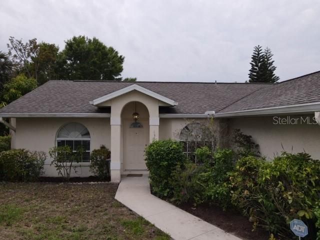Recently Sold: $319,000 (3 beds, 2 baths, 1207 Square Feet)