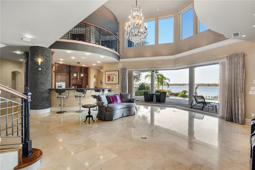 Recently Sold: $3,995,000 (5 beds, 5 baths, 6913 Square Feet)