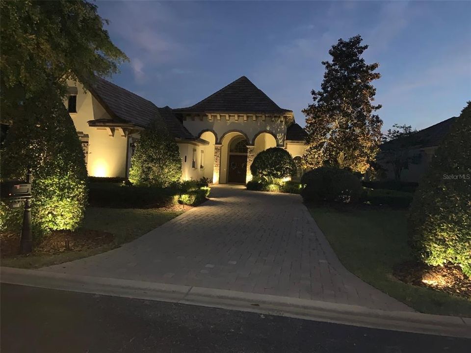 Recently Sold: $1,250,000 (3 beds, 3 baths, 2637 Square Feet)