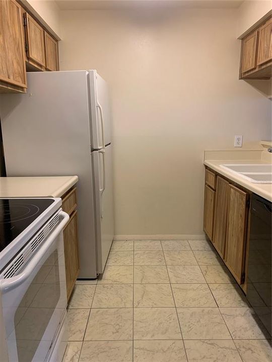 Recently Sold: $98,000 (2 beds, 2 baths, 912 Square Feet)