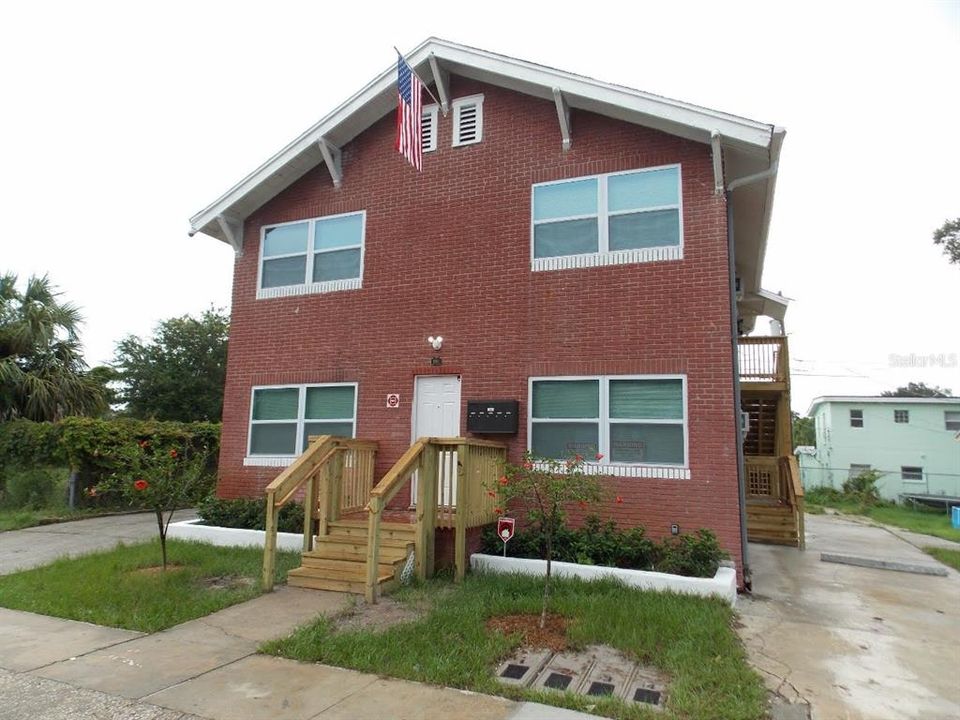 Recently Sold: $460,000 (0 beds, 0 baths, 2128 Square Feet)