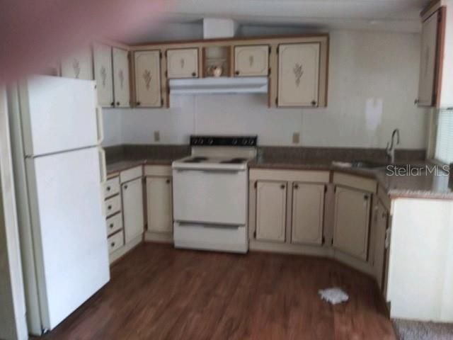 Recently Sold: $79,900 (2 beds, 1 baths, 771 Square Feet)