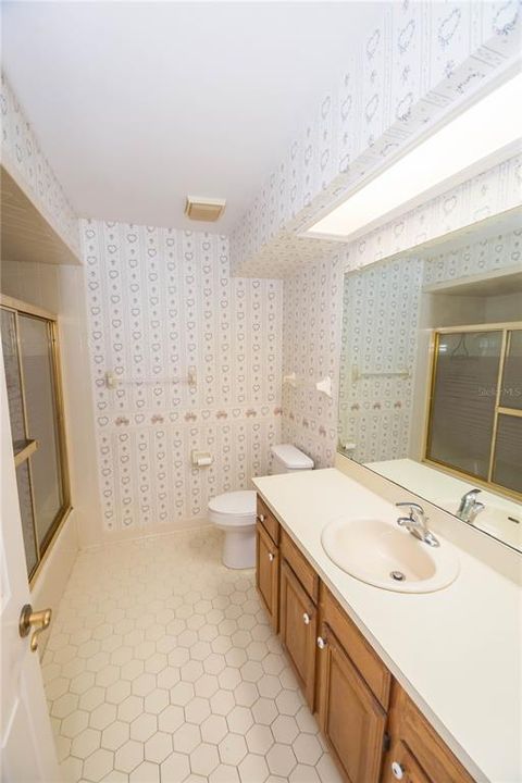 最近售出: $399,000 (4 贝兹, 3 浴室, 2792 平方英尺)