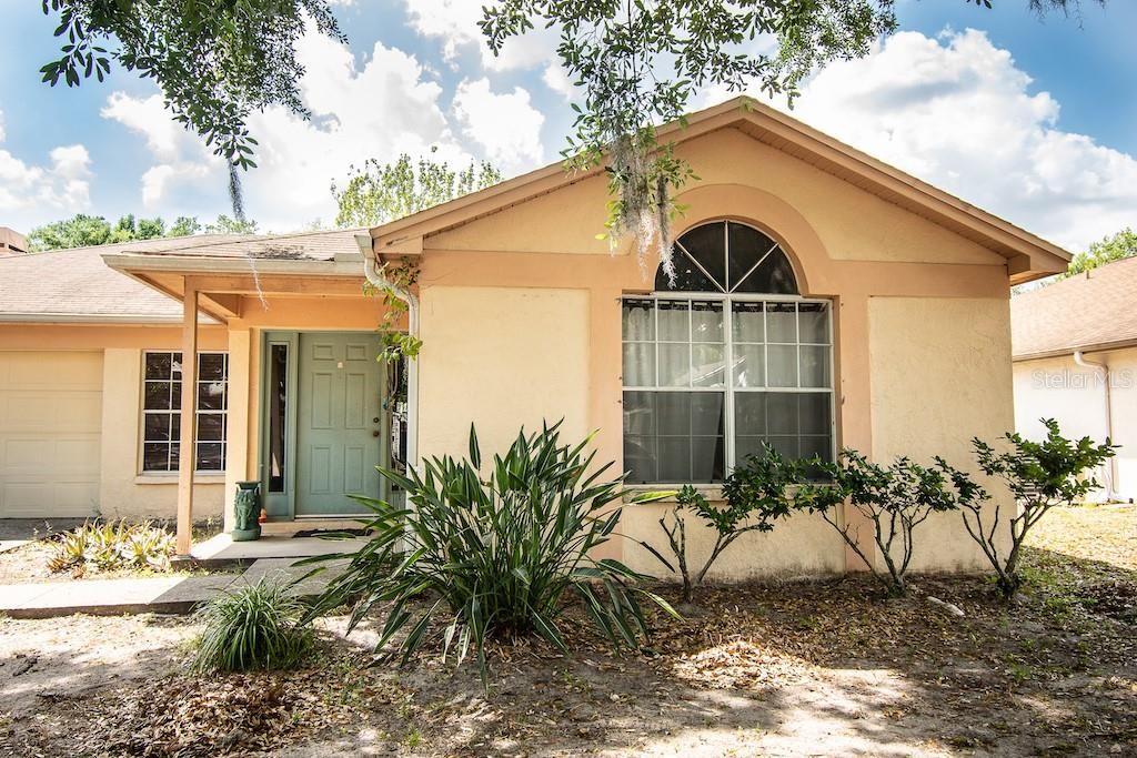 Recently Sold: $219,000 (3 beds, 2 baths, 1559 Square Feet)