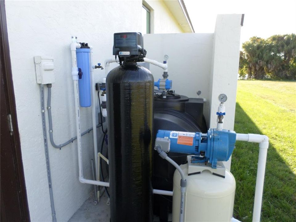 SOFTENER STSTEM AND WELL PUMP