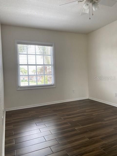 Recently Sold: $274,900 (2 beds, 1 baths, 720 Square Feet)