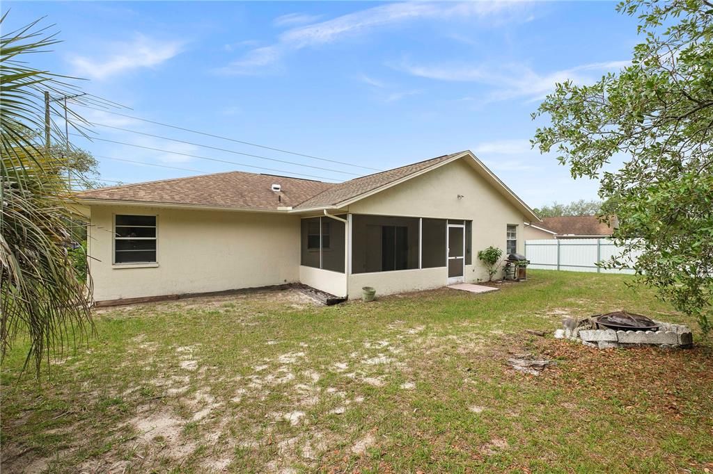 Recently Sold: $190,000 (3 beds, 2 baths, 1333 Square Feet)