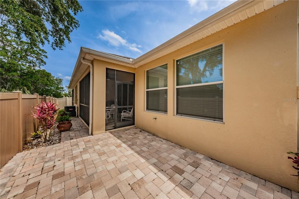 Recently Sold: $284,900 (3 beds, 2 baths, 1740 Square Feet)