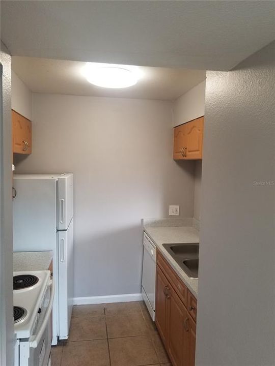 Recently Sold: $116,900 (1 beds, 1 baths, 640 Square Feet)