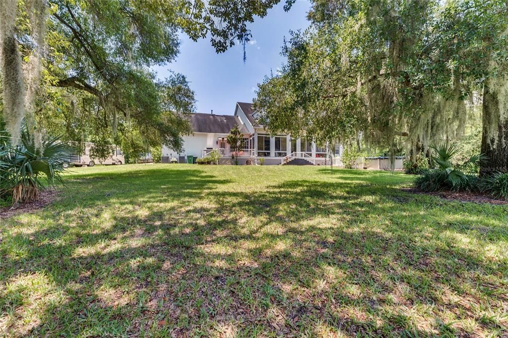 Recently Sold: $650,000 (6 beds, 2 baths, 4553 Square Feet)