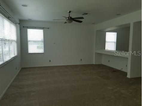 Recently Rented: $2,299 (3 beds, 2 baths, 2278 Square Feet)