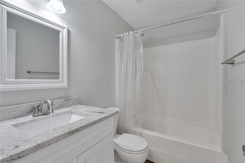 Недавно арендовано: $1,500 (2 спален, 1 ванн, 704 Квадратных фут)