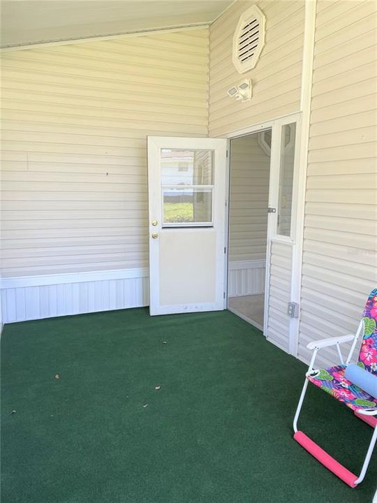 Enclosed front porch 15 x 08