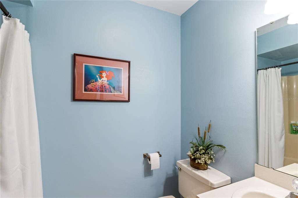 最近售出: $424,999 (4 贝兹, 3 浴室, 2626 平方英尺)