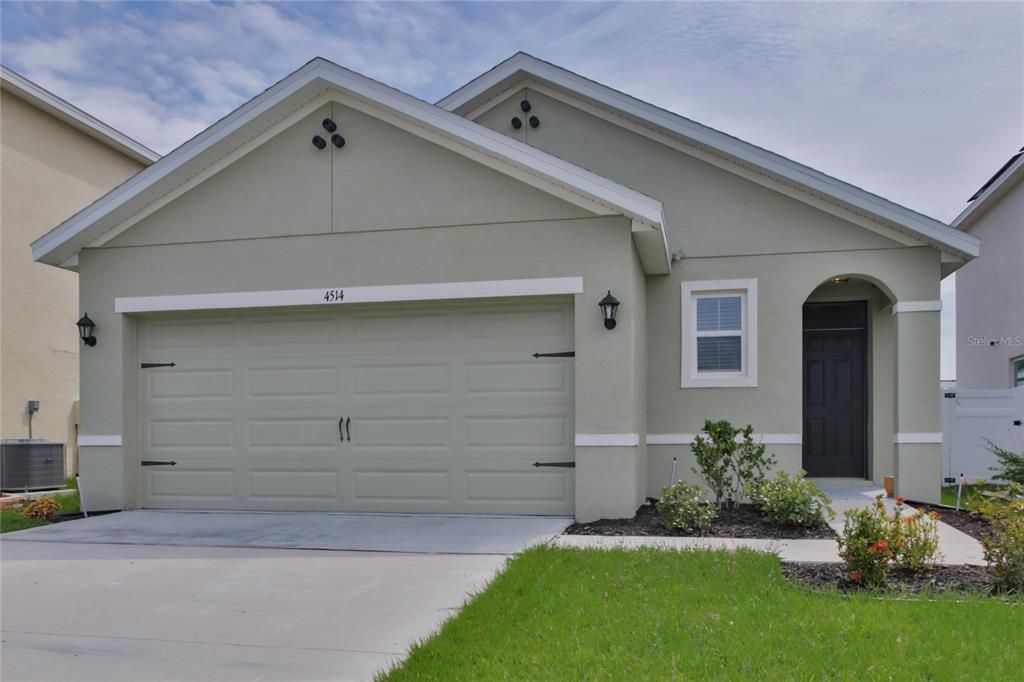 Недавно продано: $259,900 (3 спален, 2 ванн, 1529 Квадратных фут)