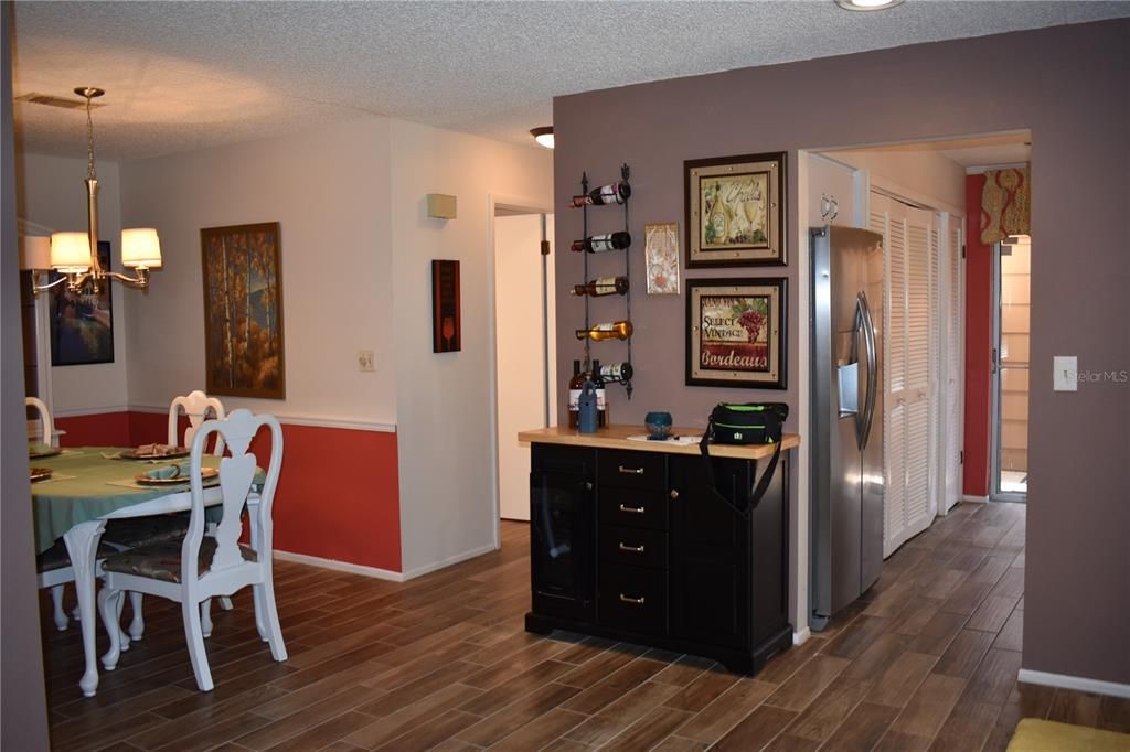 Recently Sold: $117,000 (2 beds, 2 baths, 1144 Square Feet)